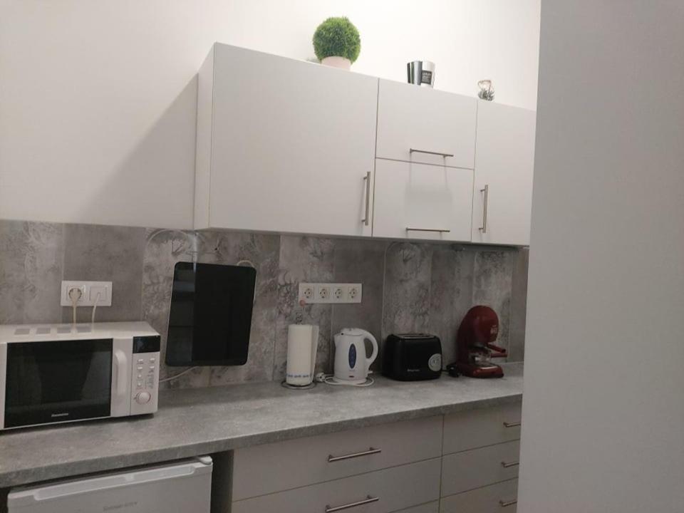 Pompar Belvarosi Apartman Szeged Exteriör bild
